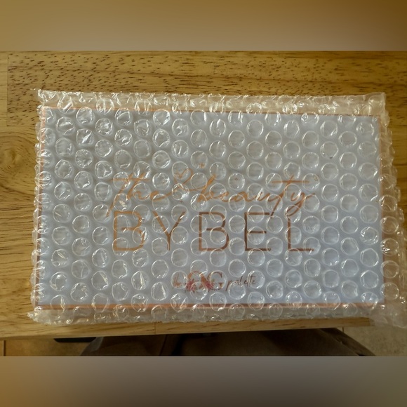 💚 2/$30 THE BEAUTY BYBEL The OG Palette - Picture 6 of 6